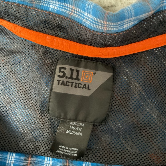 5.11 Tactical snap down hidden pocket plaid shirt size medium (E1) - Picture 7 of 8